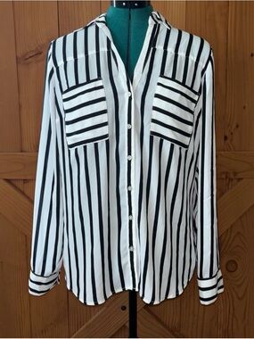 Express Portofino Black White Striped Button Up Blouse Shirt Medium